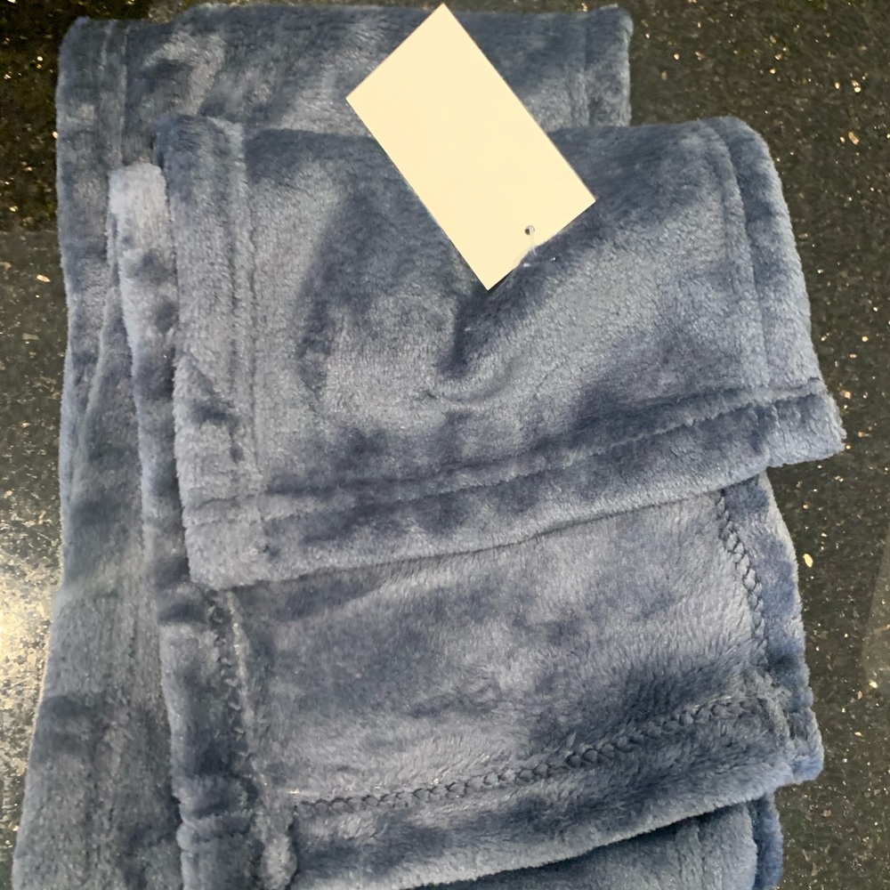 Plush women’s scarf